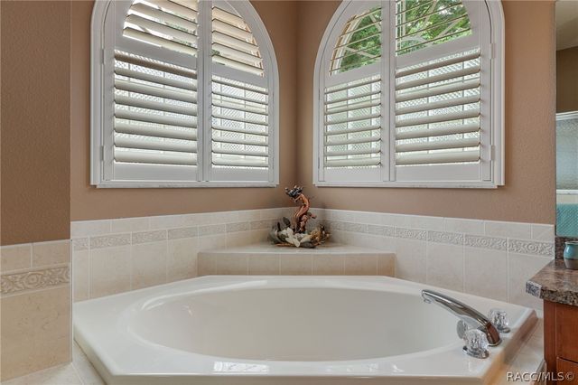 13 Matricaria Court, Homosassa, FL 34446