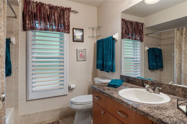 13 Matricaria Court, Homosassa, FL 34446