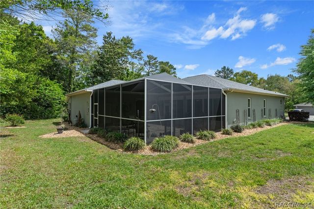 13 Matricaria Court, Homosassa, FL 34446