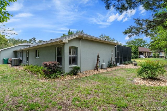 13 Matricaria Court, Homosassa, FL 34446