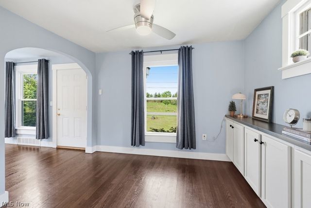 7605 Macedonia Road, Oakwood Village, OH 44146