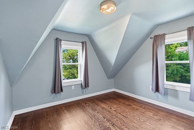 7605 Macedonia Road, Oakwood Village, OH 44146
