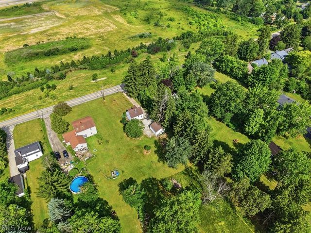 7605 Macedonia Road, Oakwood Village, OH 44146