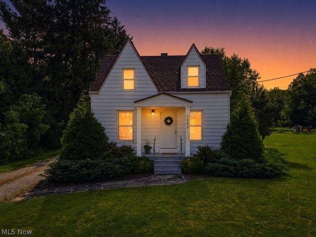 7605 Macedonia Road, Oakwood Village, OH 44146