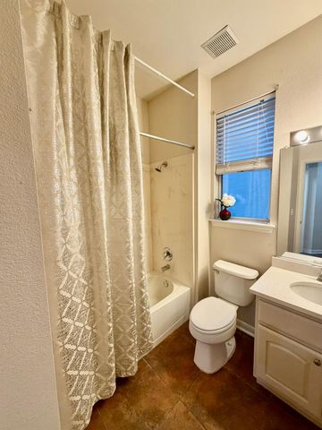 216 Whispering Wind DR, Georgetown, TX 78633