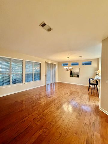 216 Whispering Wind DR, Georgetown, TX 78633