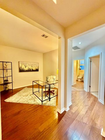 216 Whispering Wind DR, Georgetown, TX 78633