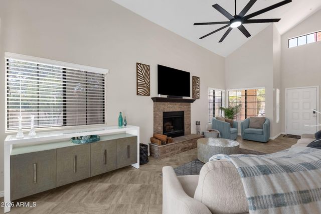 10367 E DAVENPORT Drive, Scottsdale, AZ 85260
