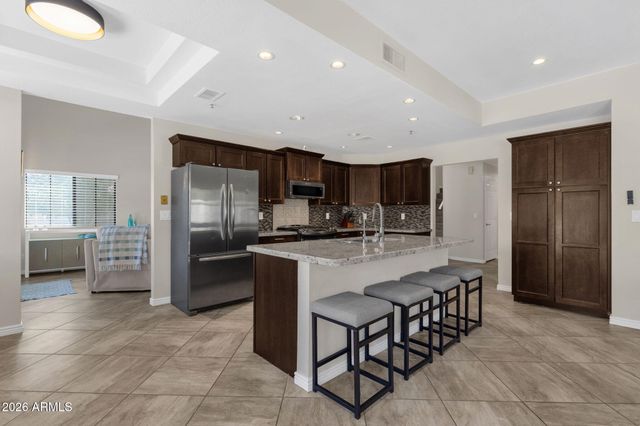 10367 E DAVENPORT Drive, Scottsdale, AZ 85260