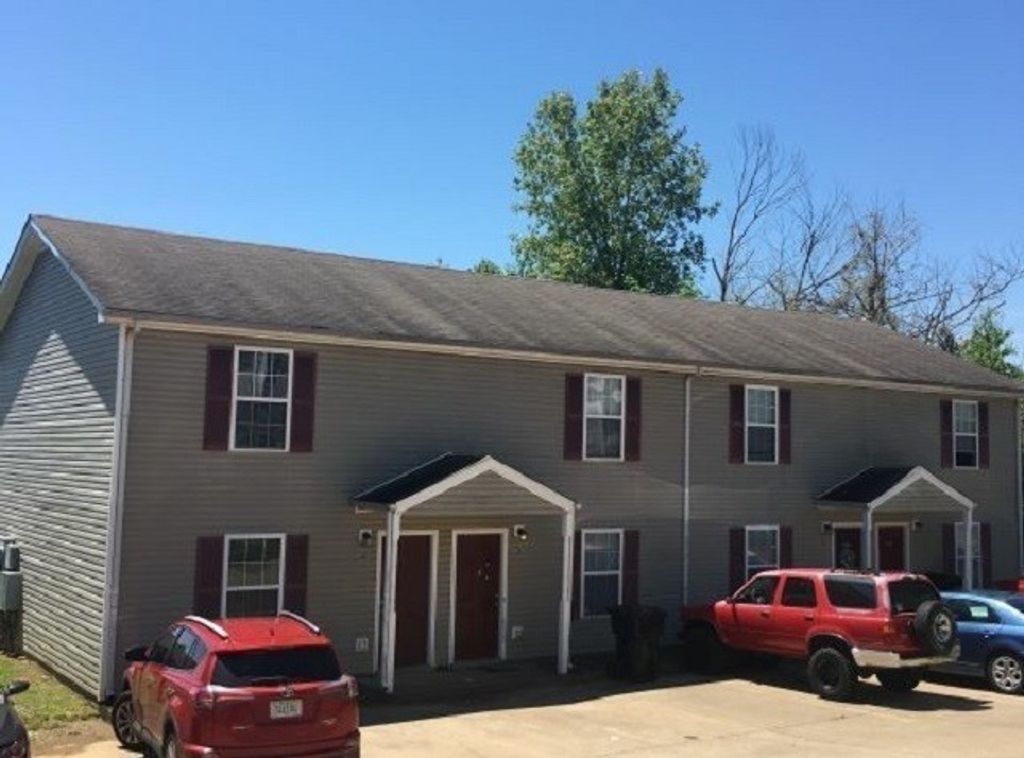 248 Executive Ave Apt 2C, Clarksville, TN 37042