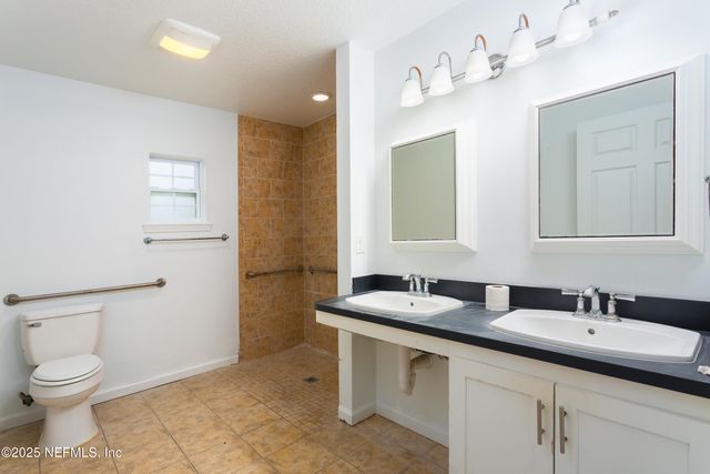 164 CAROLE Road, Palatka, FL 32177