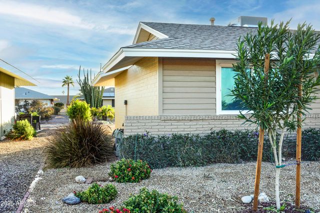 14801 N AGUA FRIA Drive, Sun City, AZ 85351