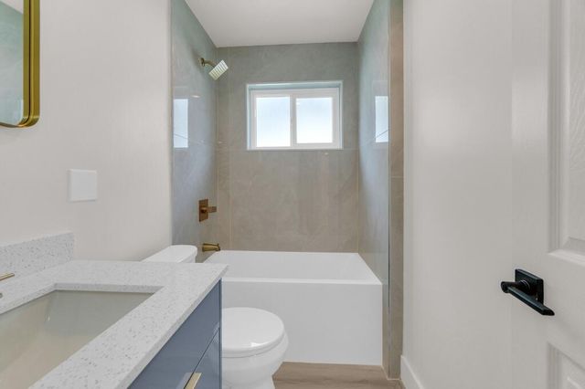 8431 NW 27th Place, Sunrise, FL 33322