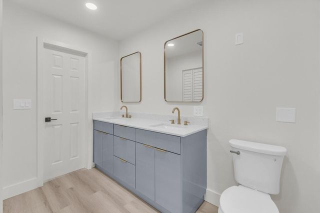 8431 NW 27th Place, Sunrise, FL 33322