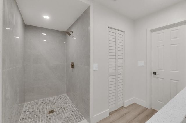 8431 NW 27th Place, Sunrise, FL 33322