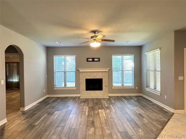 1419 W Boston Place, Broken Arrow, OK 74012