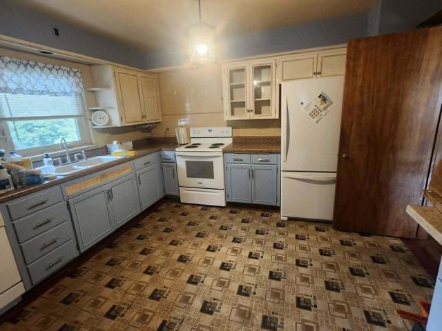 918 Oregon STREET, Racine, WI 53405