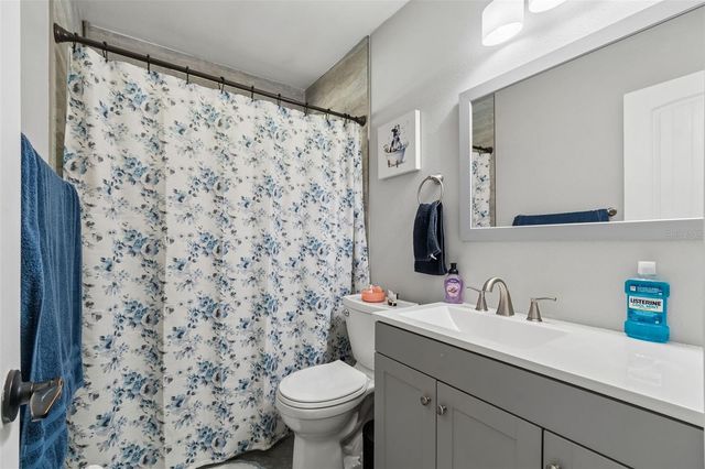 9917 LAKE DRIVE, New Port Richey, FL 34654