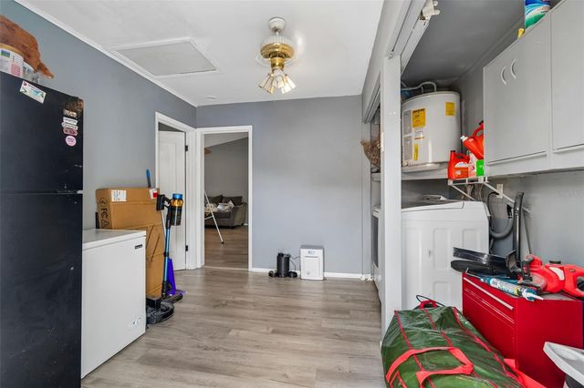 9917 LAKE DRIVE, New Port Richey, FL 34654