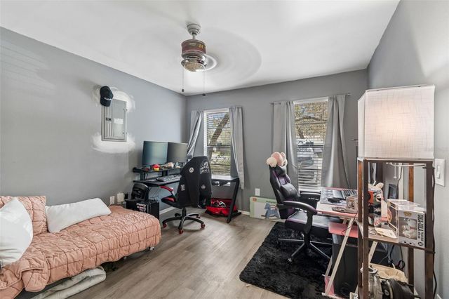 9917 LAKE DRIVE, New Port Richey, FL 34654