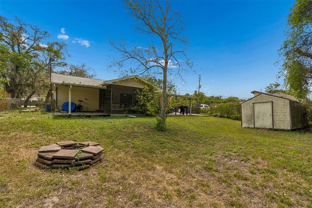 9917 LAKE DRIVE, New Port Richey, FL 34654