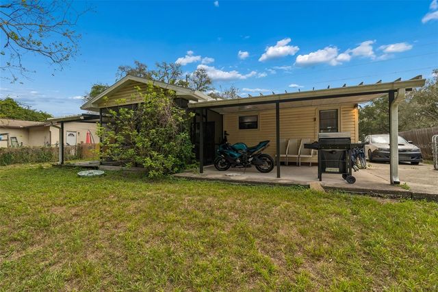 9917 LAKE DRIVE, New Port Richey, FL 34654