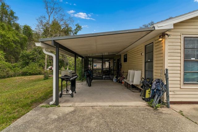 9917 LAKE DRIVE, New Port Richey, FL 34654