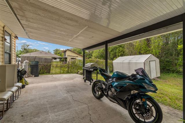 9917 LAKE DRIVE, New Port Richey, FL 34654