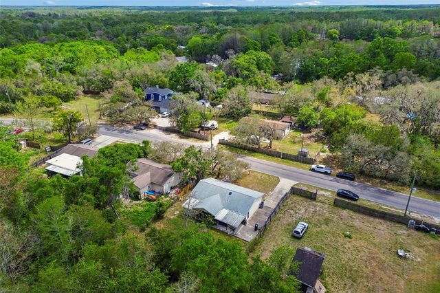 9917 LAKE DRIVE, New Port Richey, FL 34654