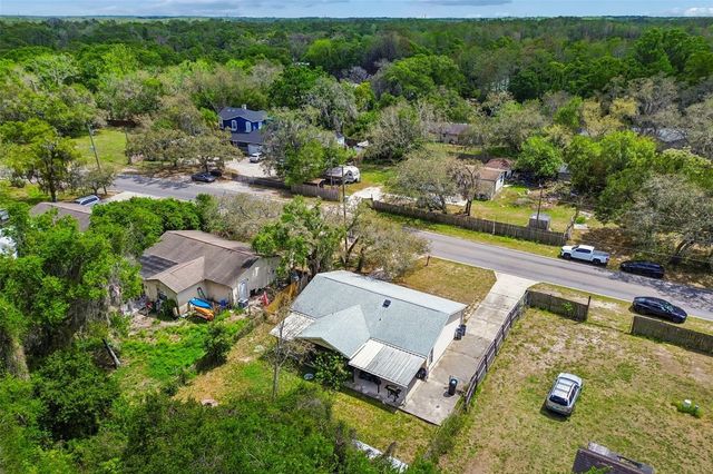 9917 LAKE DRIVE, New Port Richey, FL 34654