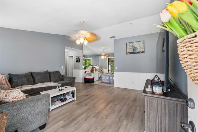 9917 LAKE DRIVE, New Port Richey, FL 34654