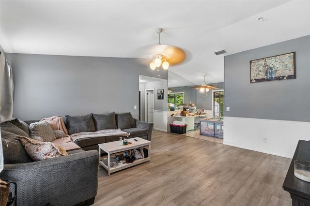 9917 LAKE DRIVE, New Port Richey, FL 34654