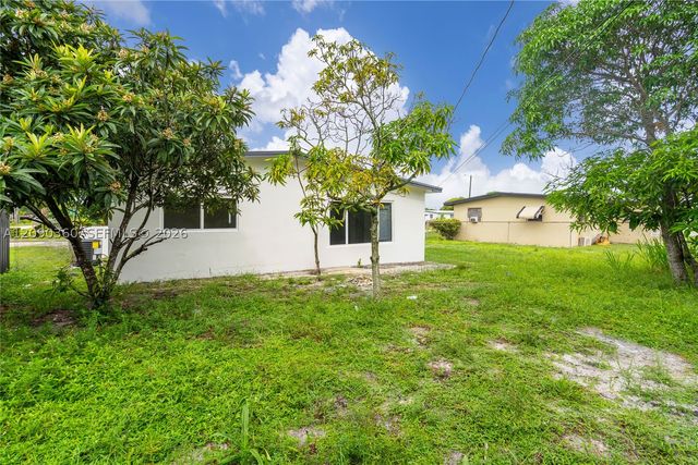 1706 NW 26th Ave, Fort Lauderdale, FL 33311
