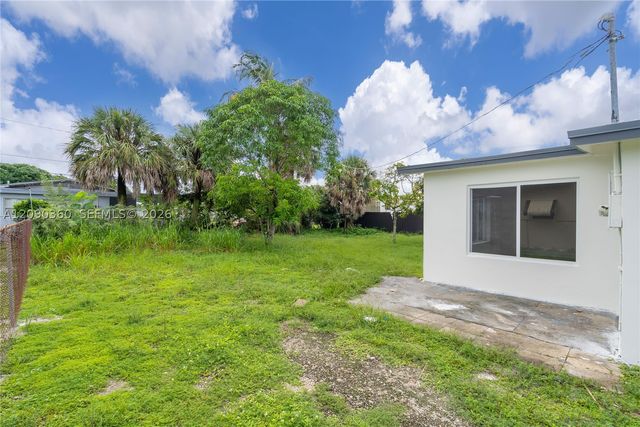 1706 NW 26th Ave, Fort Lauderdale, FL 33311