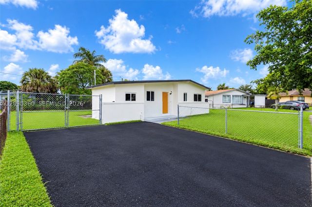 1706 NW 26th Ave, Fort Lauderdale, FL 33311