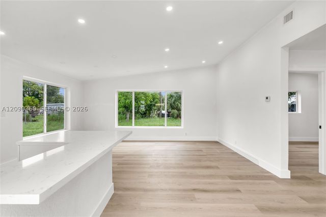 1706 NW 26th Ave, Fort Lauderdale, FL 33311