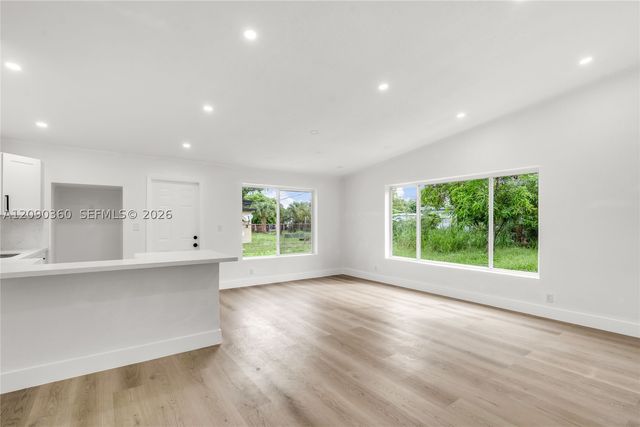 1706 NW 26th Ave, Fort Lauderdale, FL 33311
