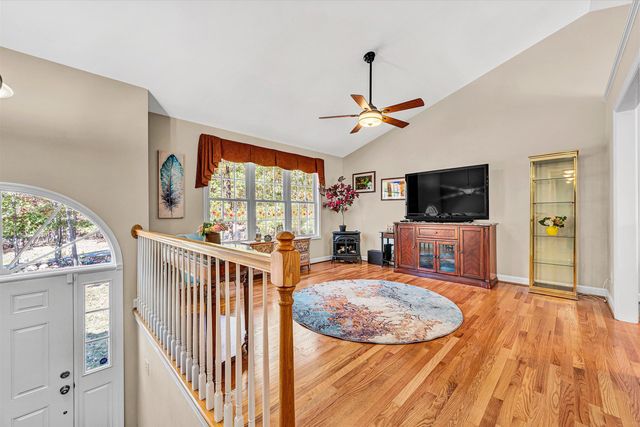 1204 Jewel TRL, Moneta, VA 24121