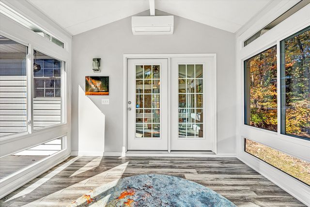 1204 Jewel TRL, Moneta, VA 24121