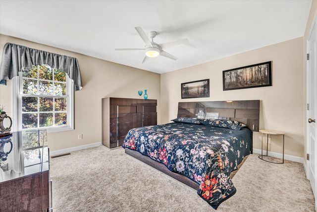 1204 Jewel TRL, Moneta, VA 24121