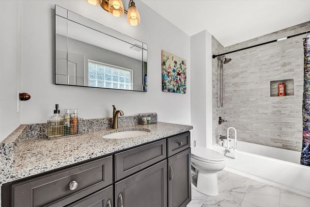 1204 Jewel TRL, Moneta, VA 24121