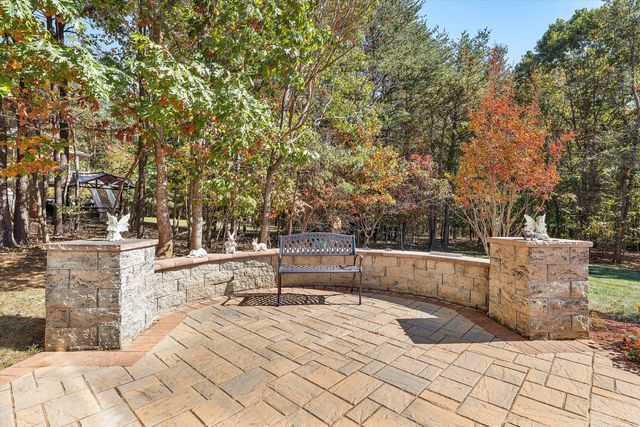 1204 Jewel TRL, Moneta, VA 24121