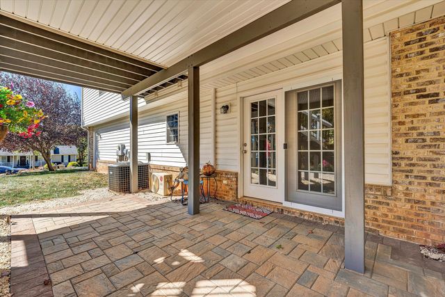 1204 Jewel TRL, Moneta, VA 24121