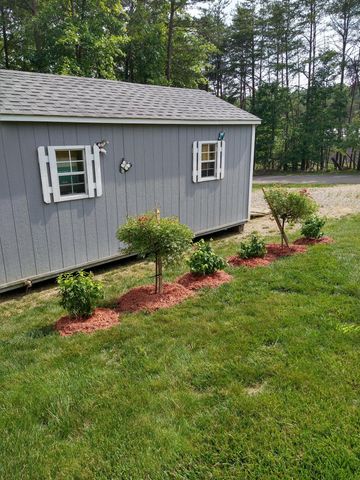 1204 Jewel TRL, Moneta, VA 24121