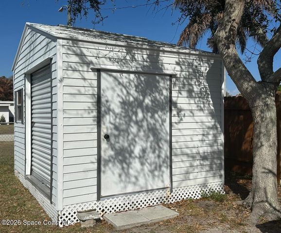 906 Santa Cruz Road, Cocoa Beach, FL 32931