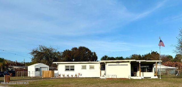 906 Santa Cruz Road, Cocoa Beach, FL 32931