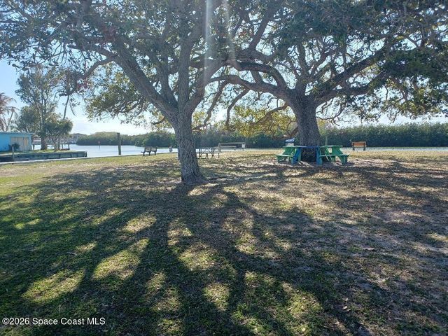 906 Santa Cruz Road, Cocoa Beach, FL 32931