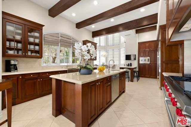 9541 Sunset Boulevard, Beverly Hills, CA 90210