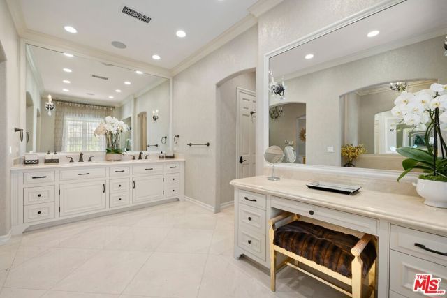 9541 Sunset Boulevard, Beverly Hills, CA 90210