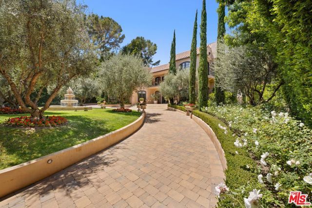 9541 Sunset Boulevard, Beverly Hills, CA 90210